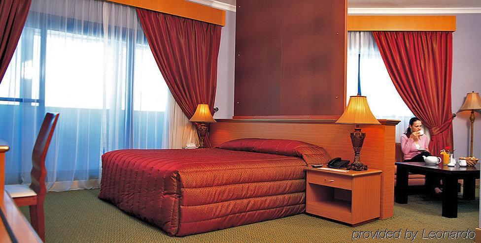 Coral Oriental Dubai Hotell Rum bild