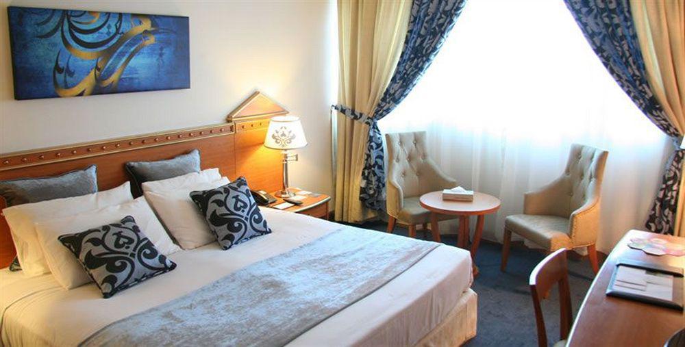 Coral Oriental Dubai Hotell Rum bild